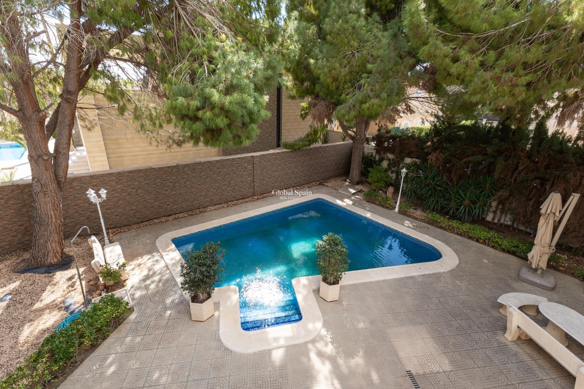 Wiederverkauf - VILLA -
CIUDAD QUESADA