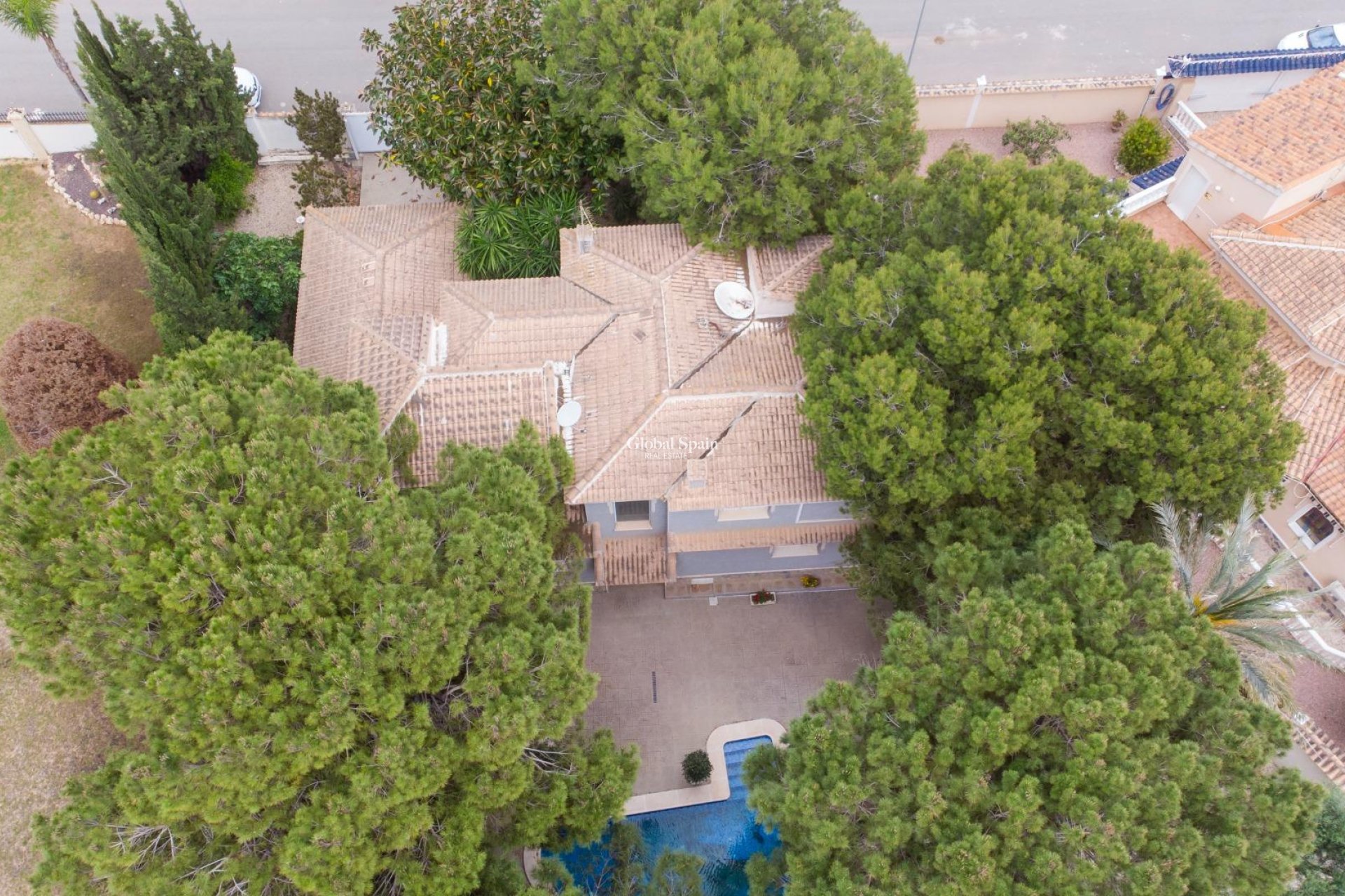 Wiederverkauf - VILLA -
CIUDAD QUESADA