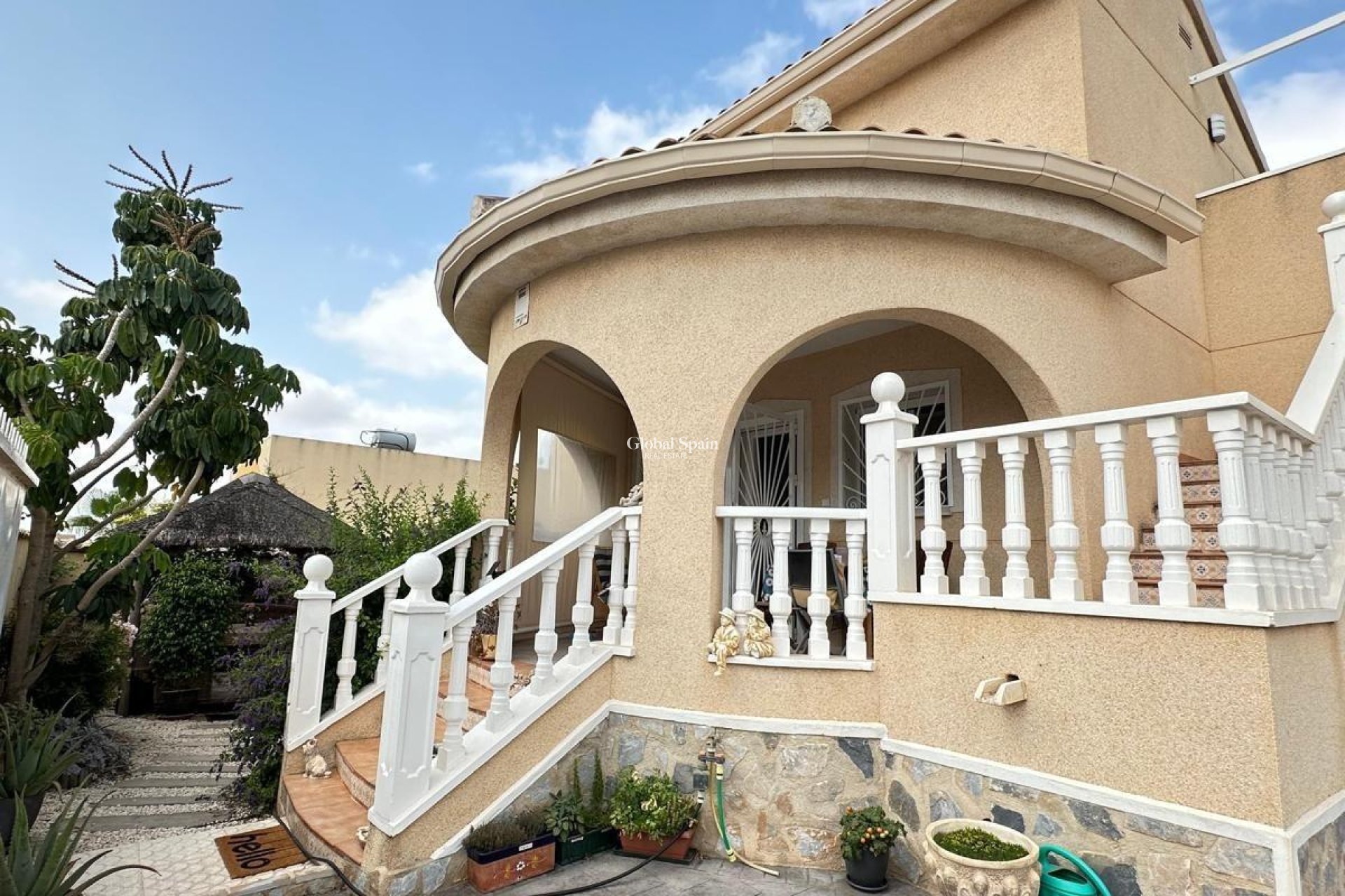 Wiederverkauf - VILLA -
CIUDAD QUESADA