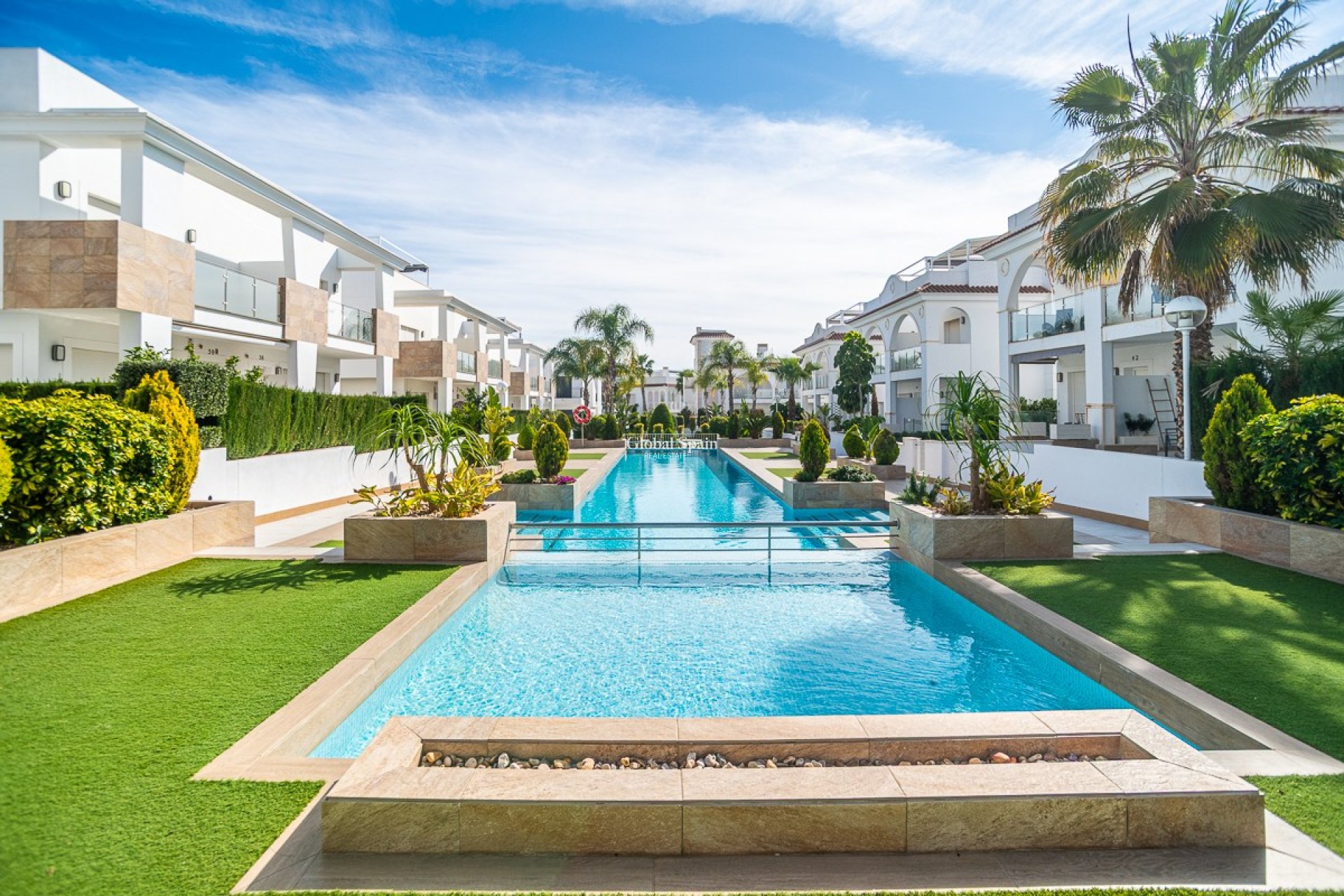 Wiederverkauf - VILLA -
CIUDAD QUESADA