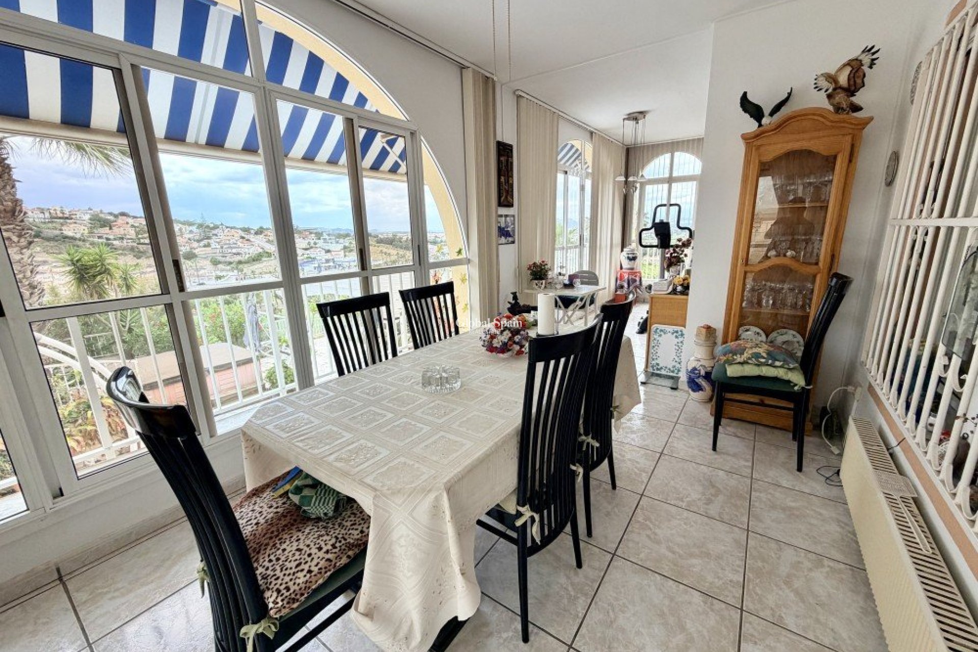 Wiederverkauf - VILLA -
CIUDAD QUESADA