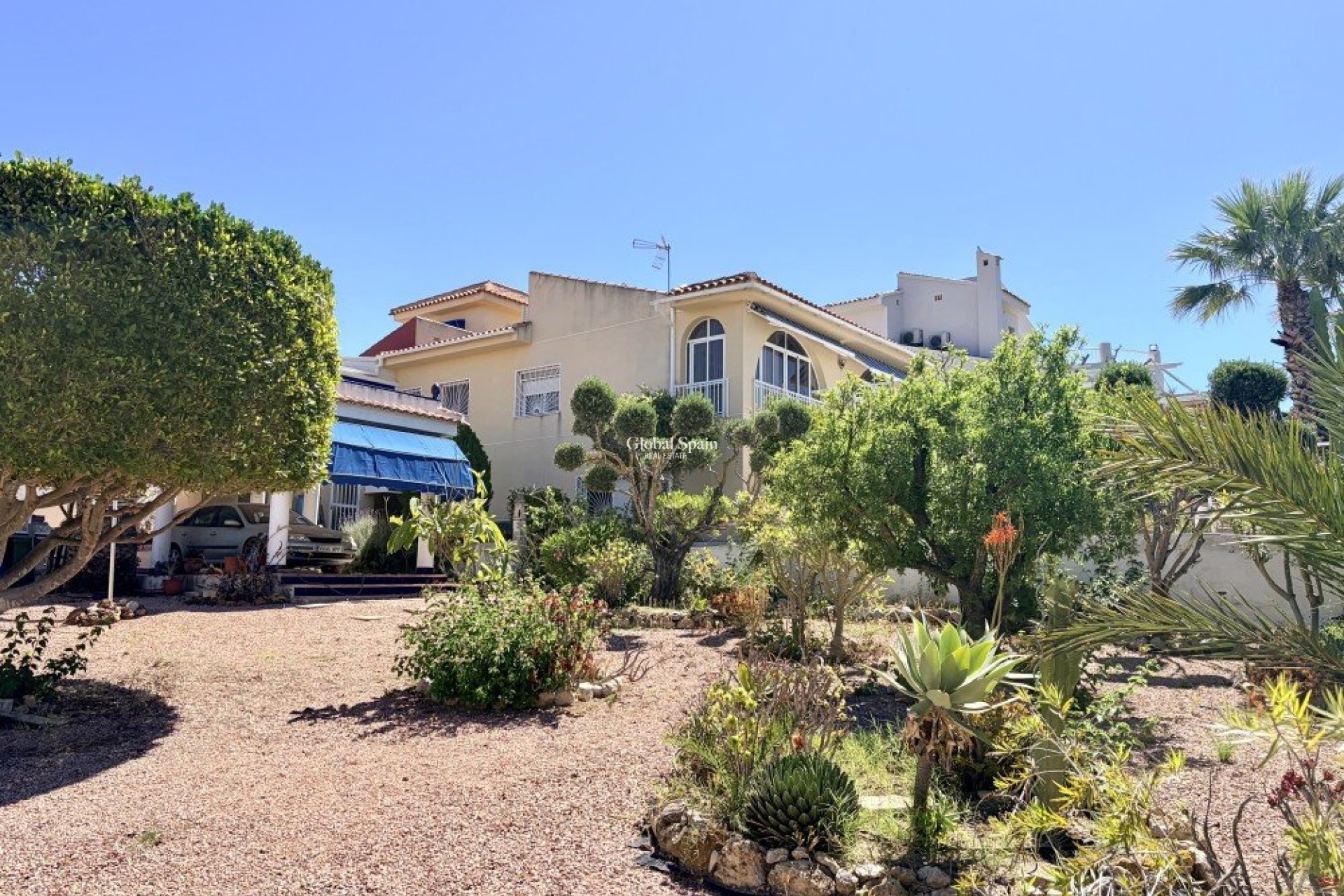 Wiederverkauf - VILLA -
CIUDAD QUESADA