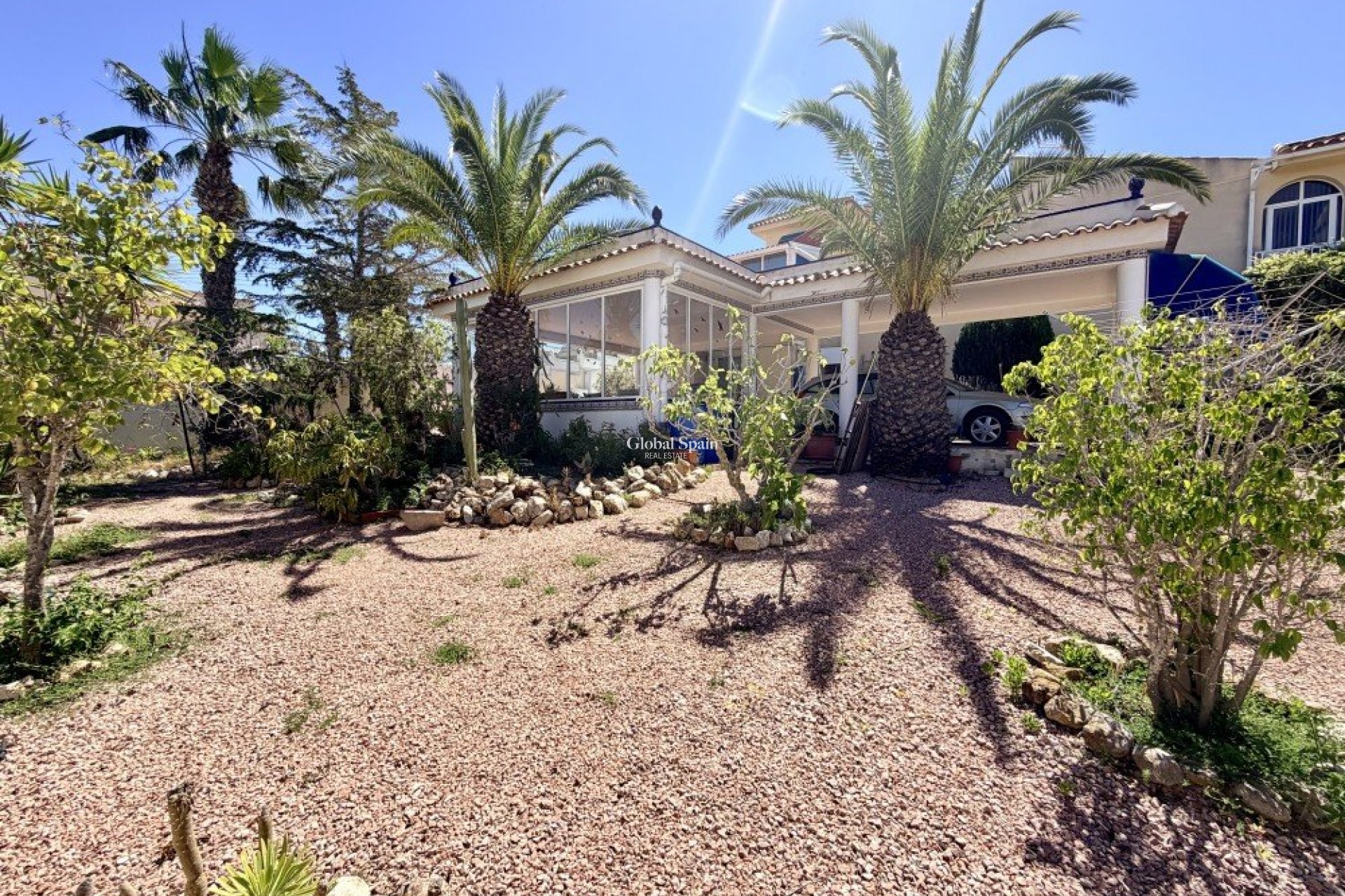 Wiederverkauf - VILLA -
CIUDAD QUESADA