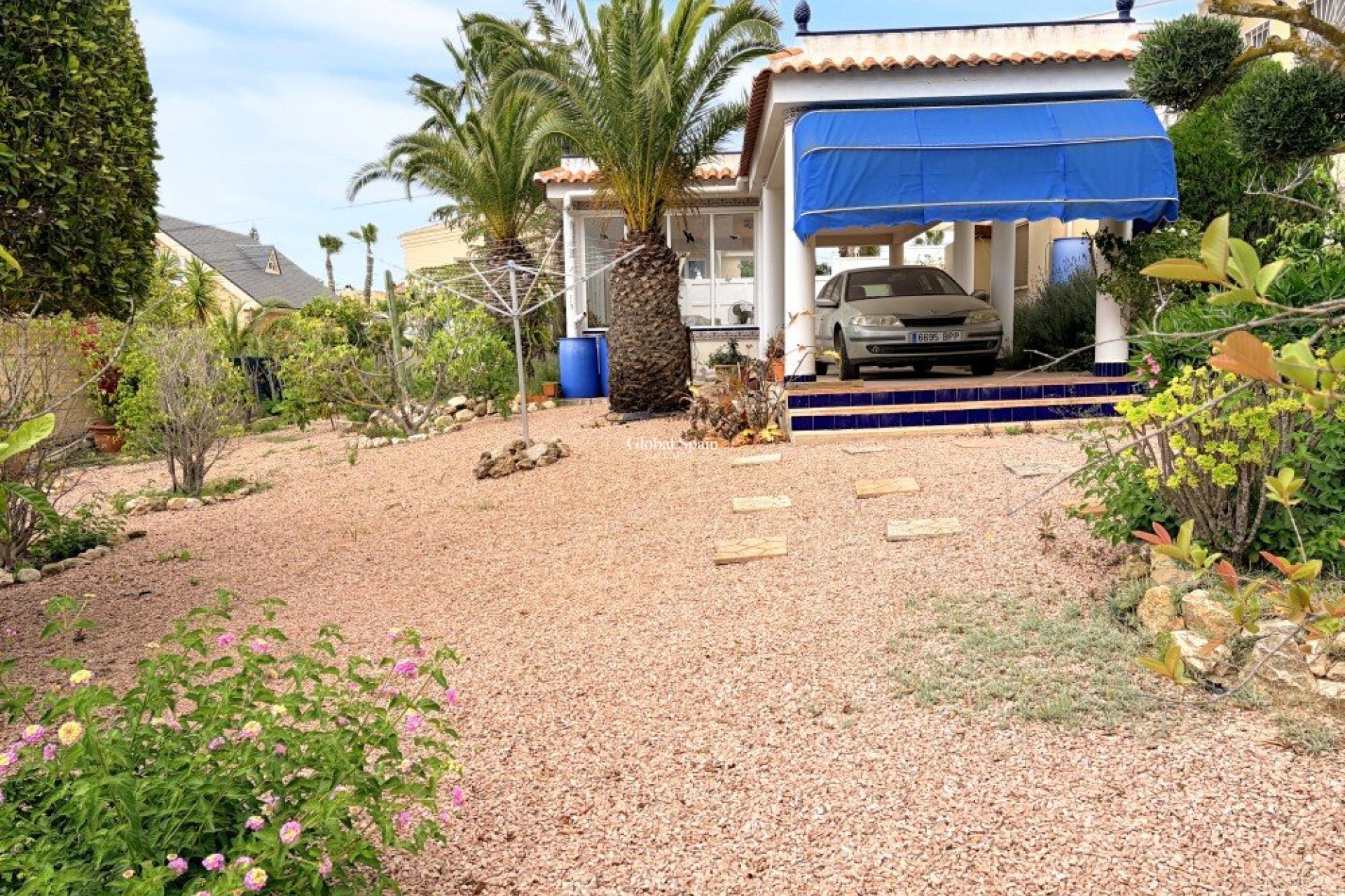 Wiederverkauf - VILLA -
CIUDAD QUESADA