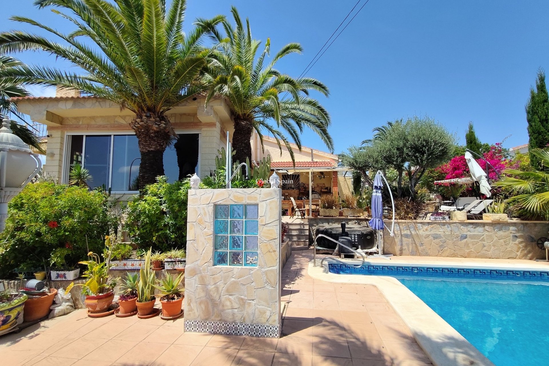 Wiederverkauf - VILLA -
CIUDAD QUESADA