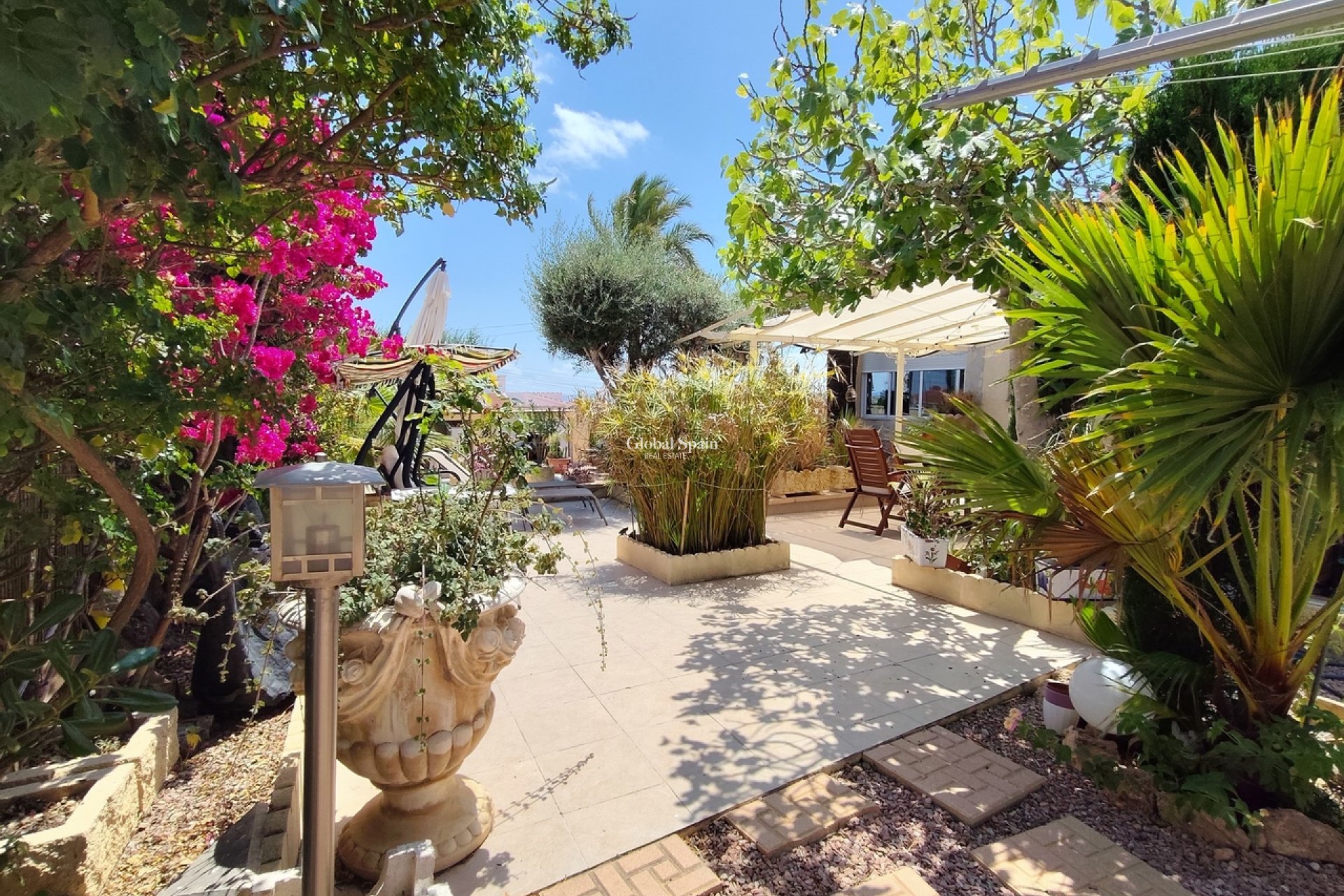 Wiederverkauf - VILLA -
CIUDAD QUESADA