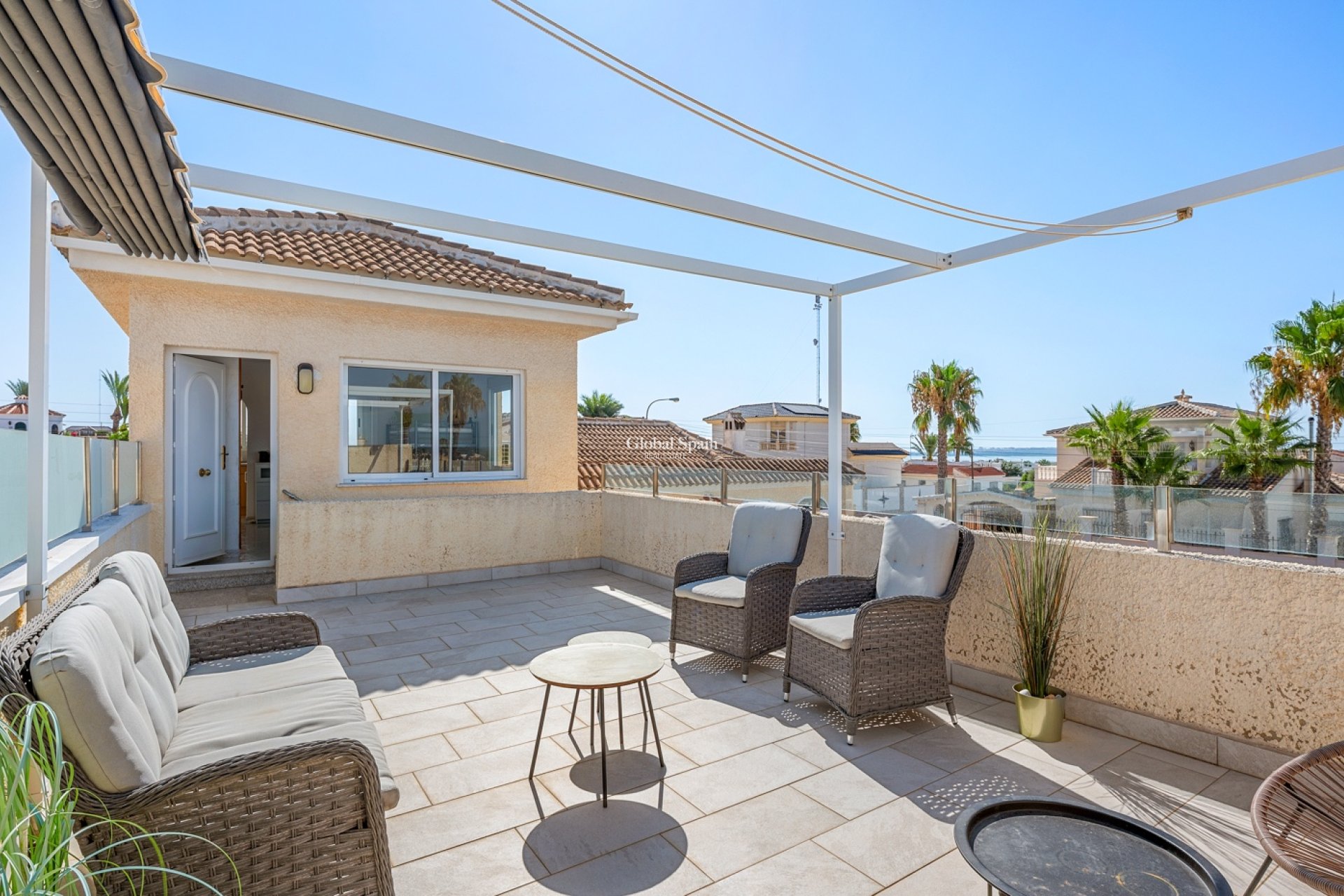 Wiederverkauf - VILLA -
CIUDAD QUESADA