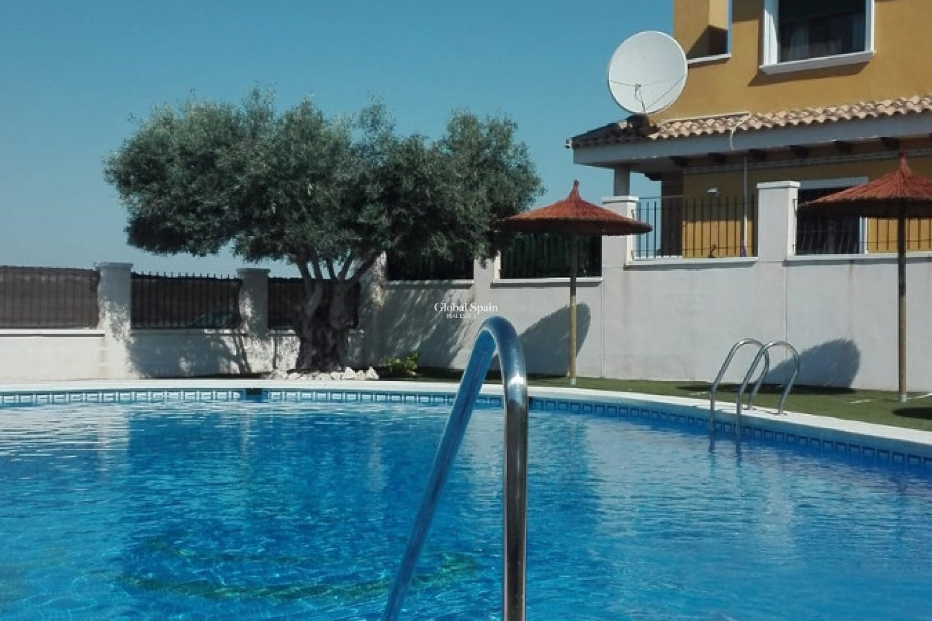 Wiederverkauf - VILLA -
CIUDAD QUESADA