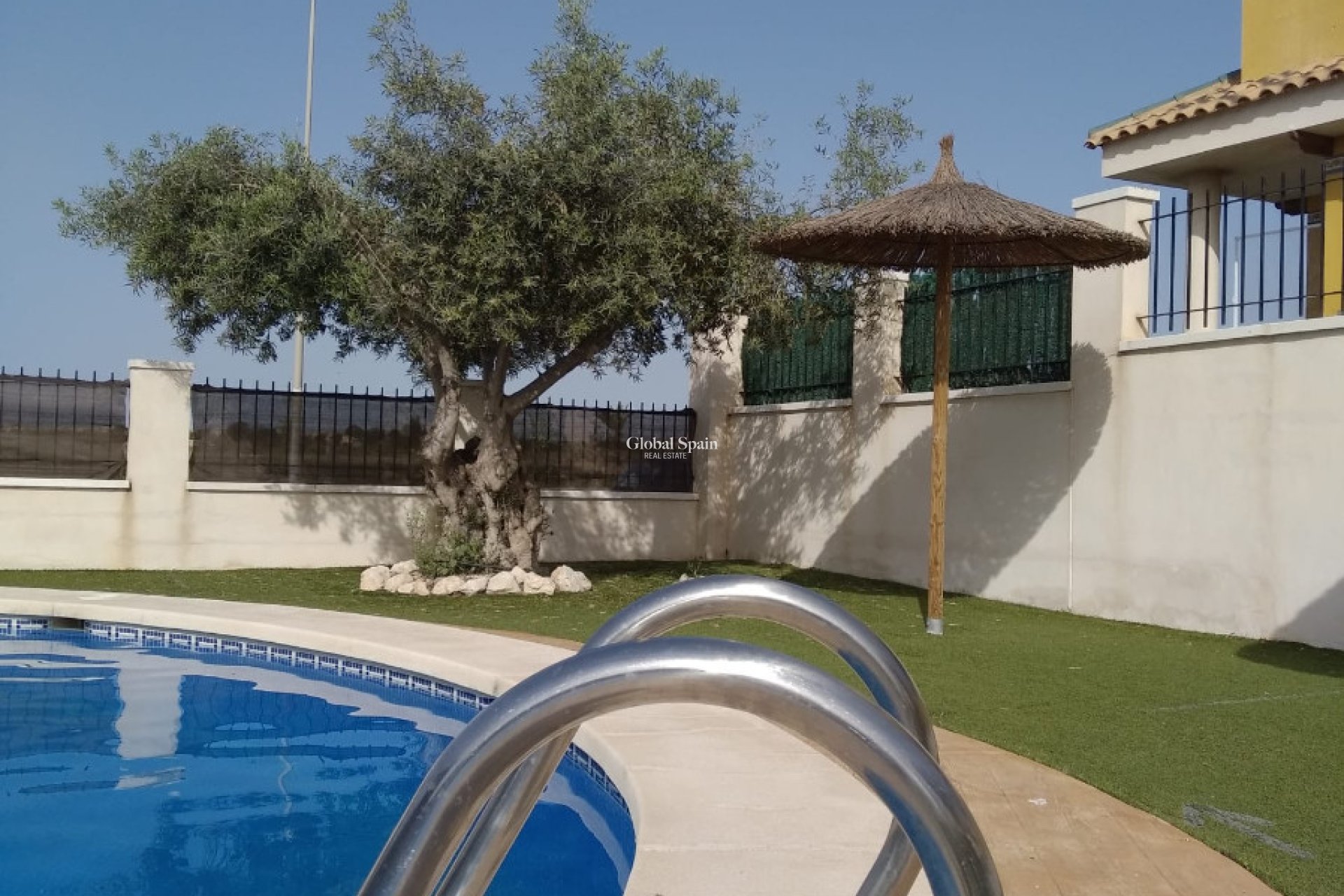 Wiederverkauf - VILLA -
CIUDAD QUESADA