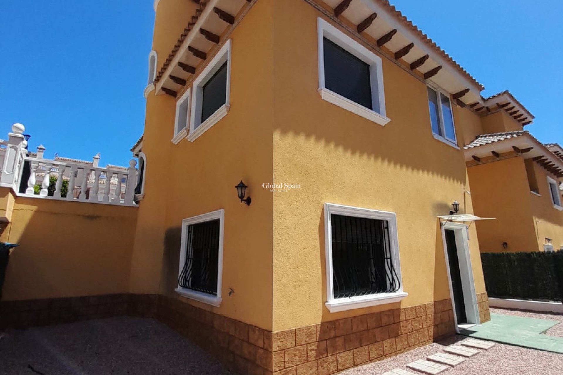 Wiederverkauf - VILLA -
CIUDAD QUESADA