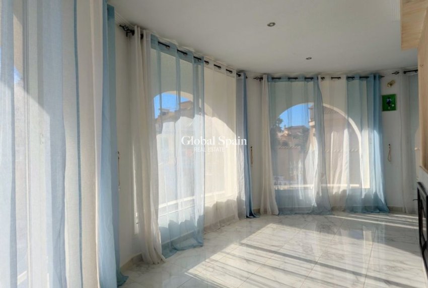 Wiederverkauf - Villa -
CIUDAD QUESADA