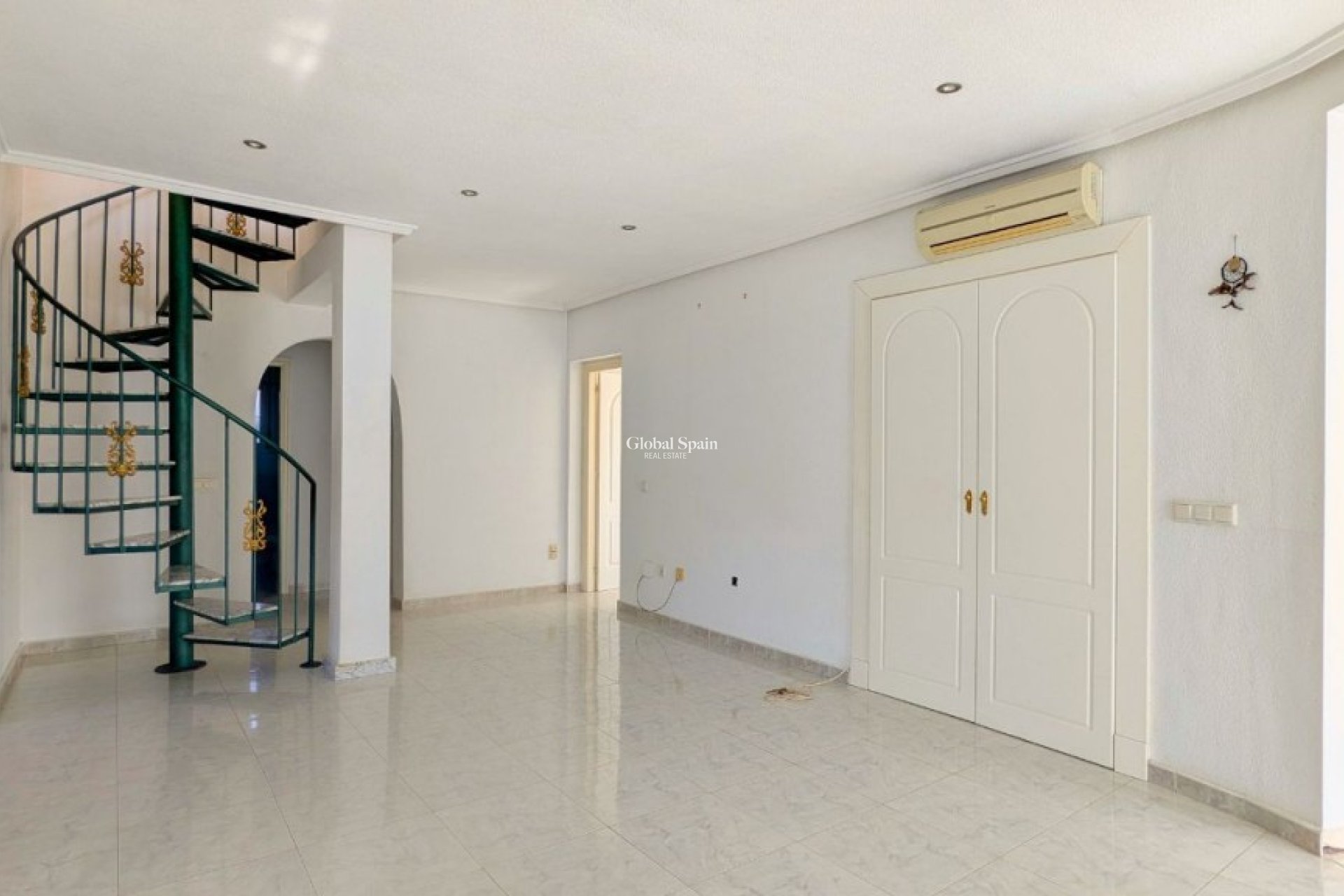 Wiederverkauf - Villa -
CIUDAD QUESADA