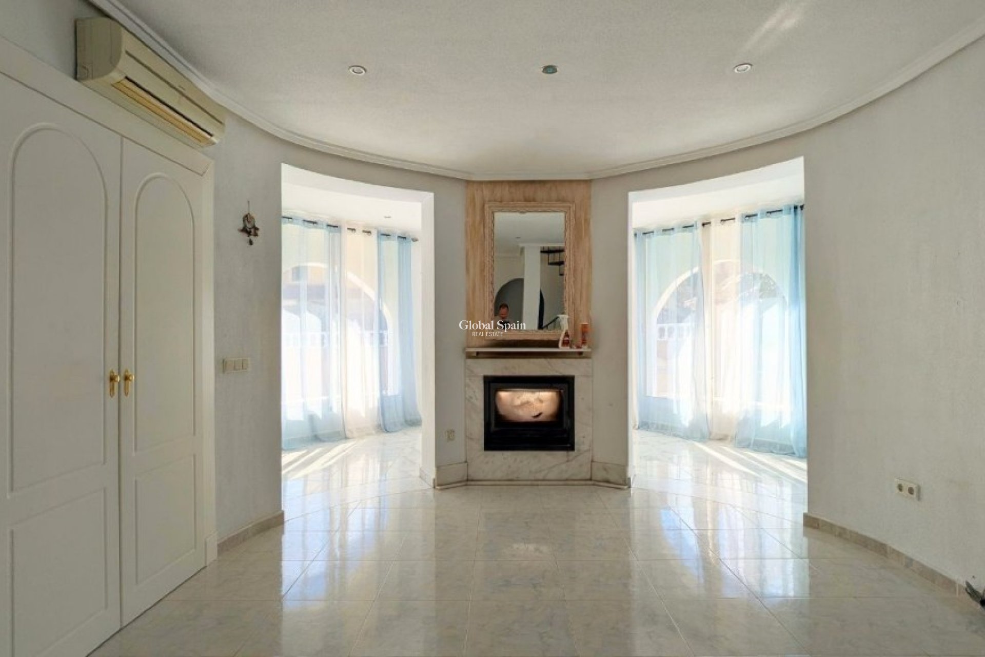 Wiederverkauf - Villa -
CIUDAD QUESADA