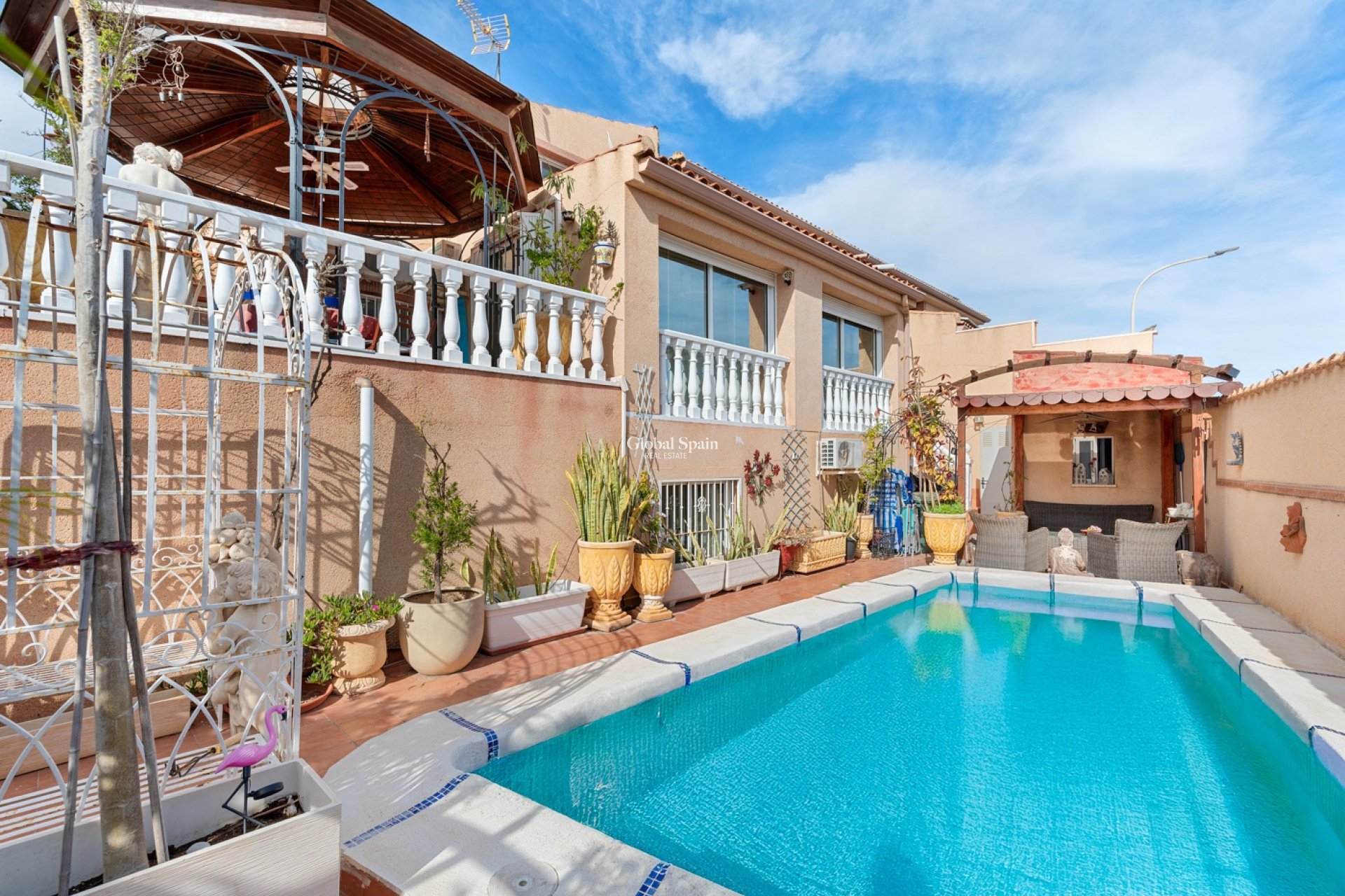 Wiederverkauf - Villa -
CIUDAD QUESADA