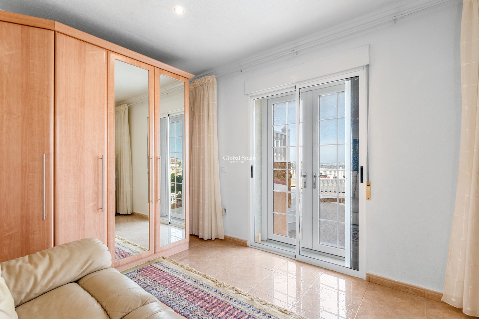 Wiederverkauf - VILLA -
CIUDAD QUESADA