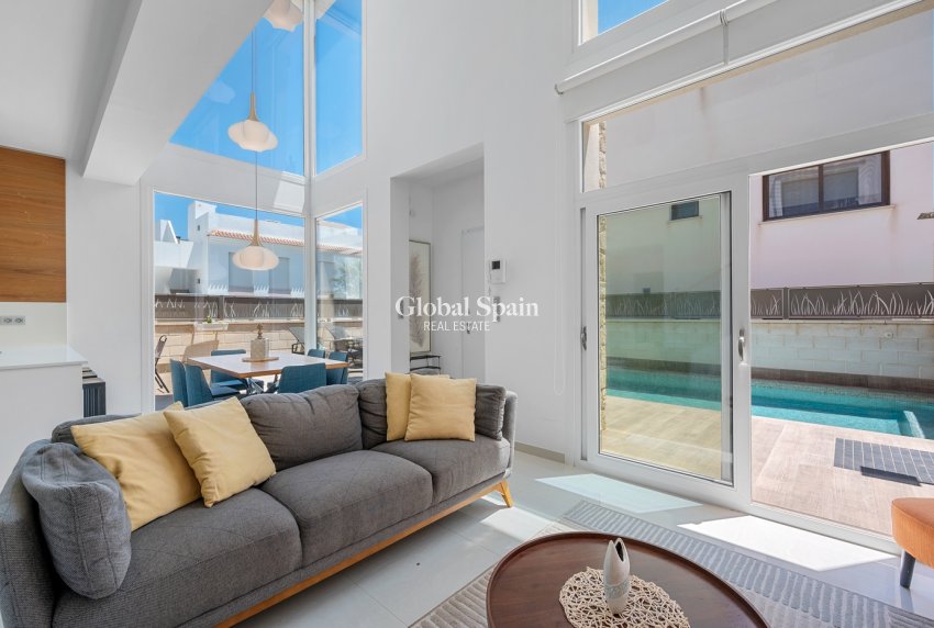 Wiederverkauf - Villa -
CIUDAD QUESADA