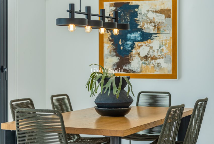 Wiederverkauf - VILLA -
CIUDAD QUESADA