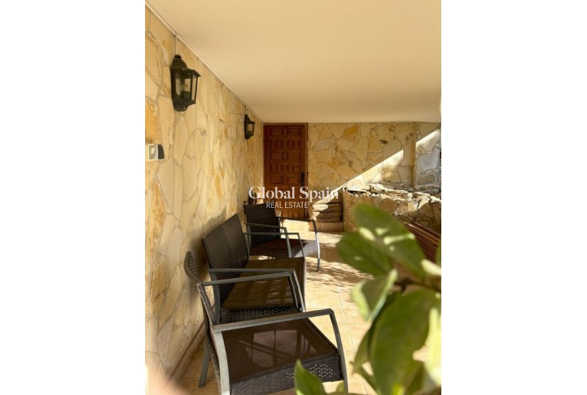 Wiederverkauf - Villa -
CIUDAD QUESADA