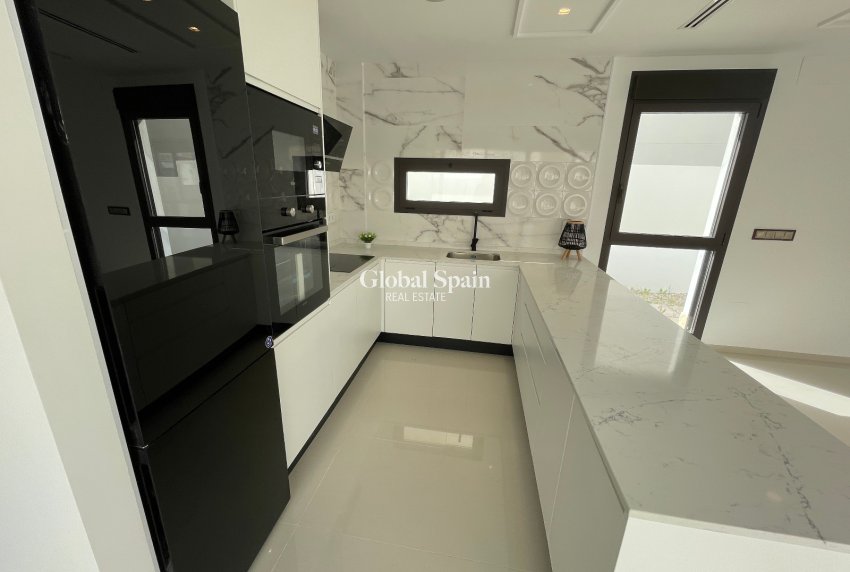 Wiederverkauf - Villa -
CIUDAD QUESADA