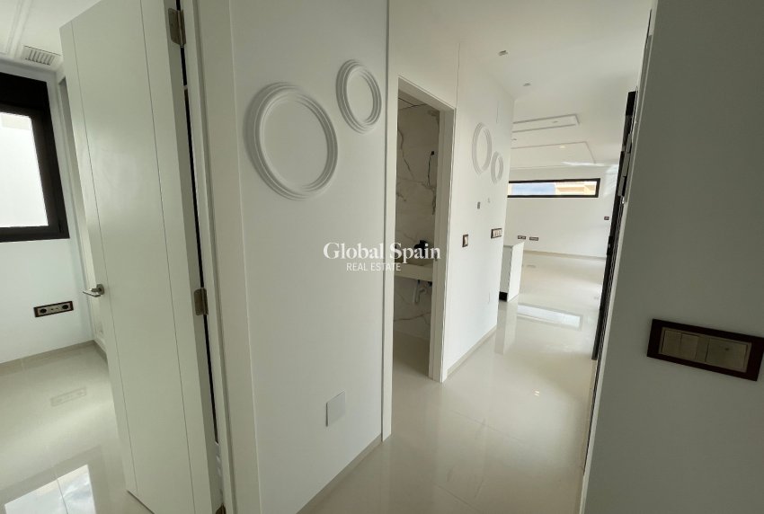 Wiederverkauf - Villa -
CIUDAD QUESADA