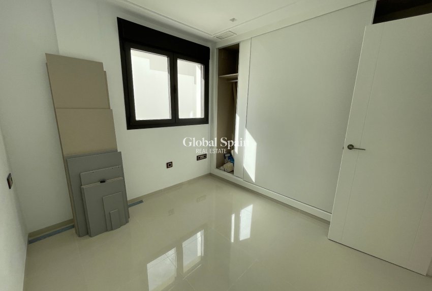 Wiederverkauf - Villa -
CIUDAD QUESADA