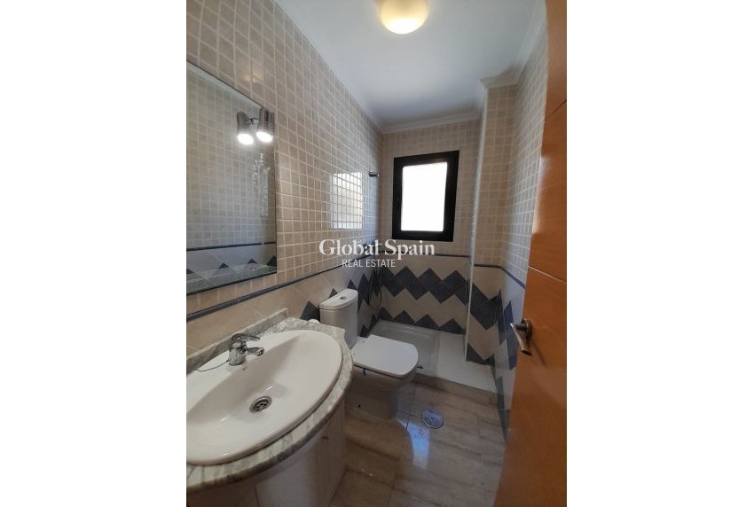 Wiederverkauf - Villa -
CIUDAD QUESADA