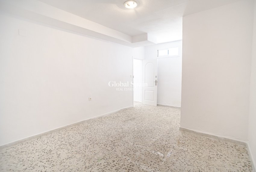 Wiederverkauf - Villa -
CIUDAD QUESADA