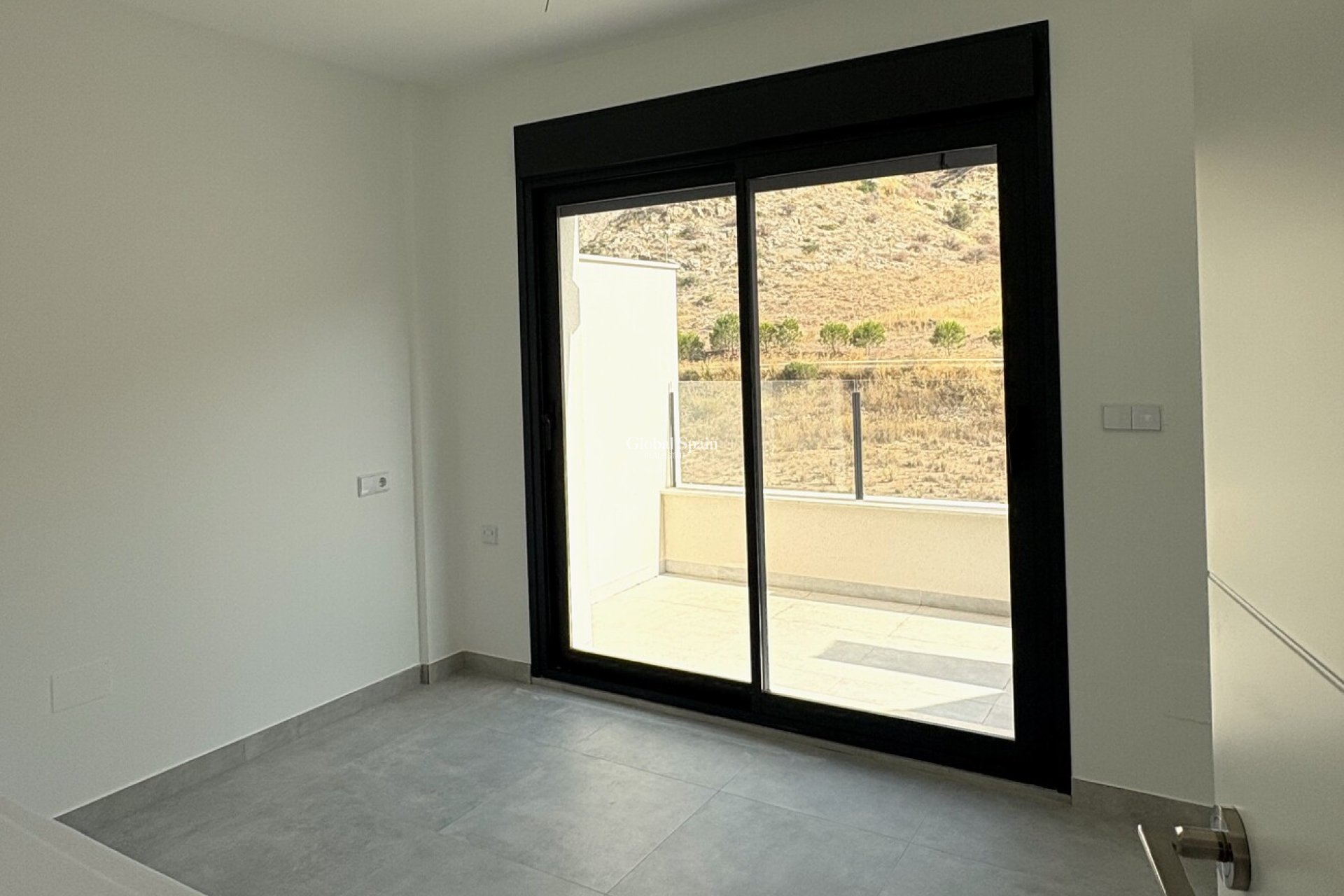 Wiederverkauf - VILLA -
COX - Costa Blanca