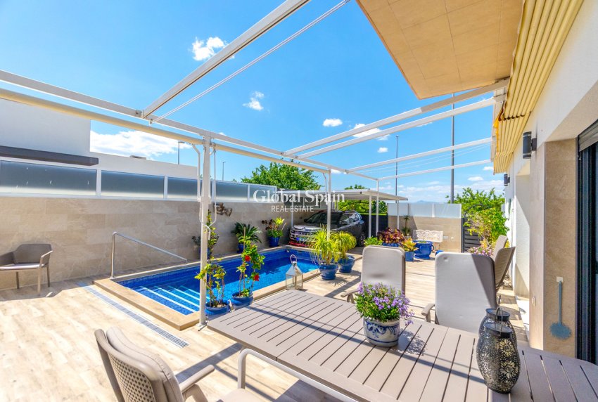 Wiederverkauf - VILLA -
DAYA NUEVA - Costa Blanca