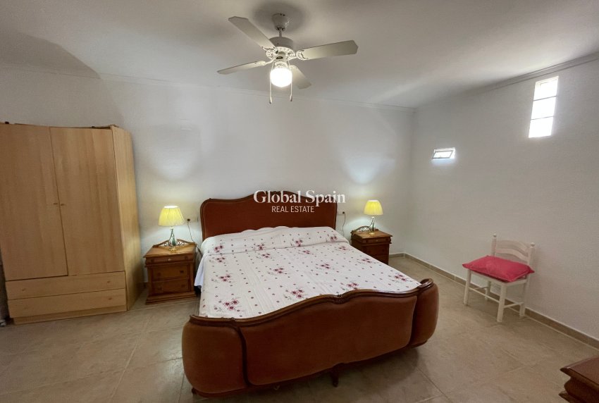 Wiederverkauf - VILLA -
DAYA NUEVA - Costa Blanca