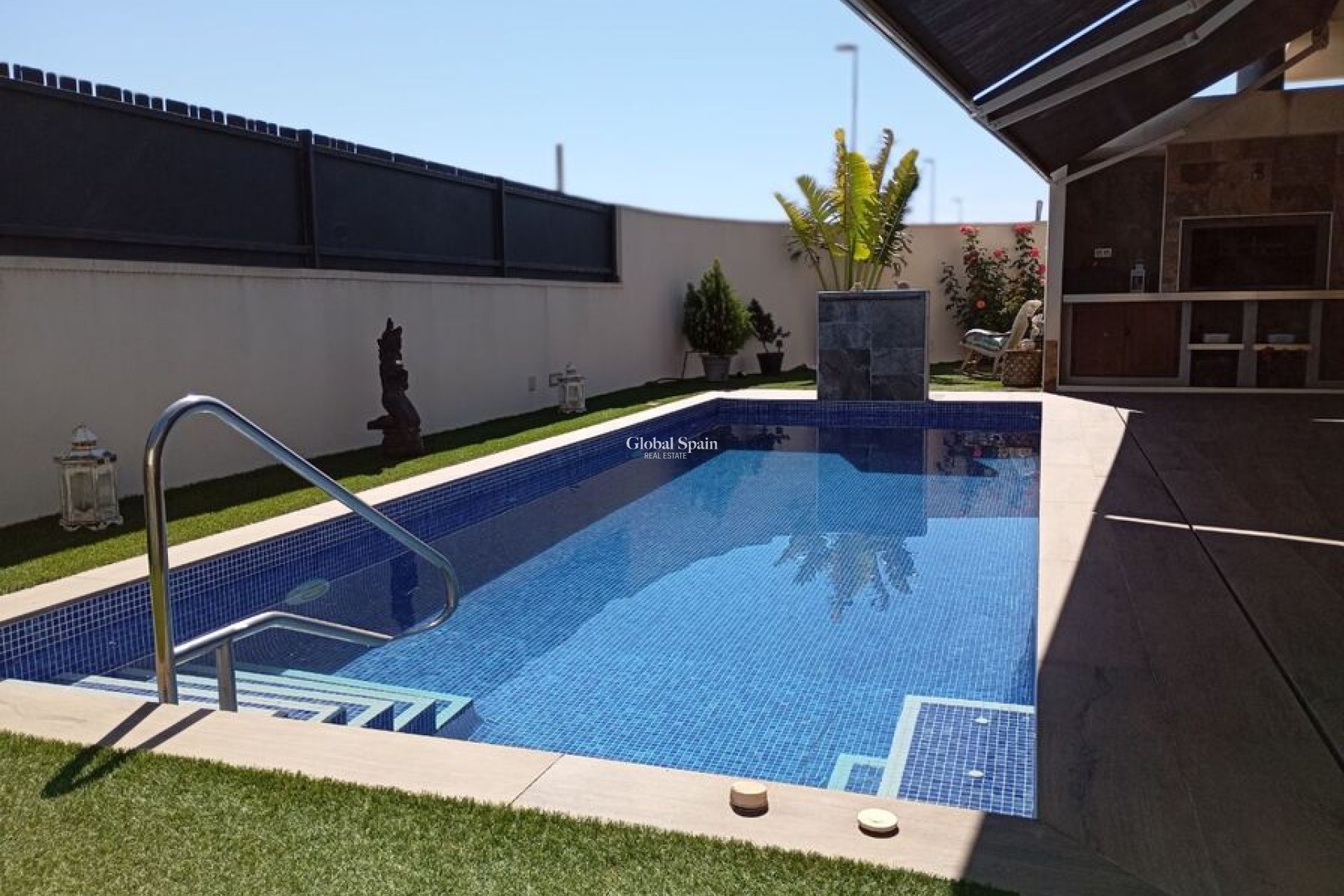Wiederverkauf - VILLA -
DAYA NUEVA - Costa Blanca