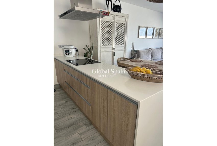 Wiederverkauf - VILLA -
DAYA VIEJA - Costa Blanca