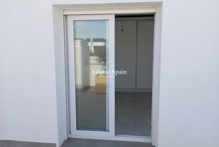 Wiederverkauf - VILLA -
DAYA VIEJA - Costa Blanca