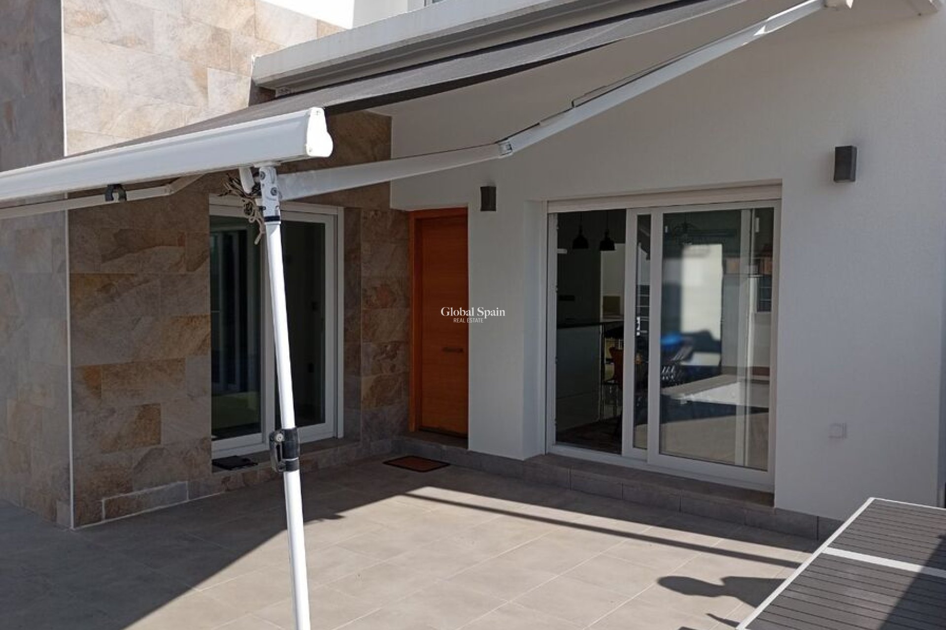 Wiederverkauf - VILLA -
DAYA VIEJA - Costa Blanca