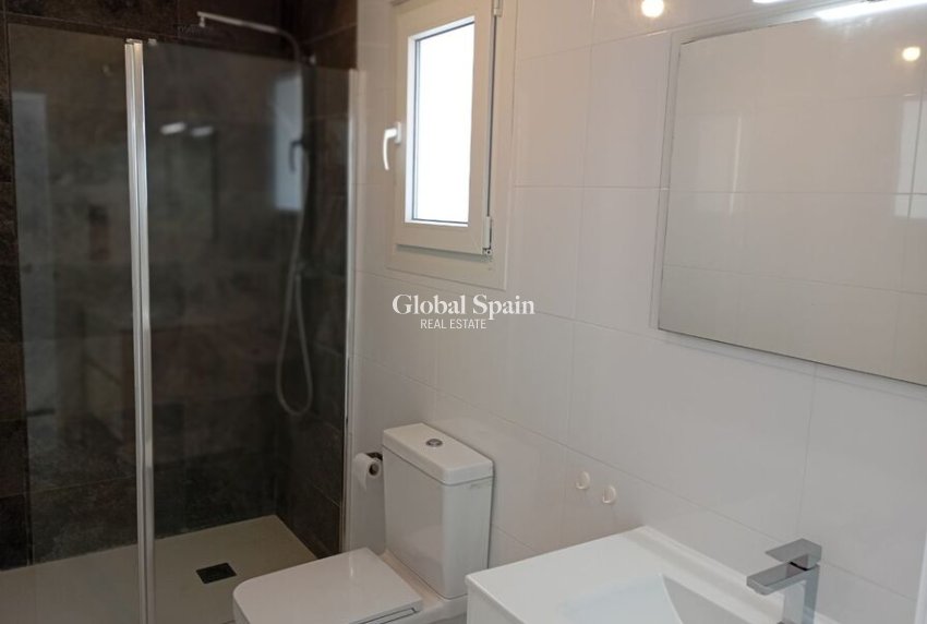 Wiederverkauf - VILLA -
DAYA VIEJA - Costa Blanca