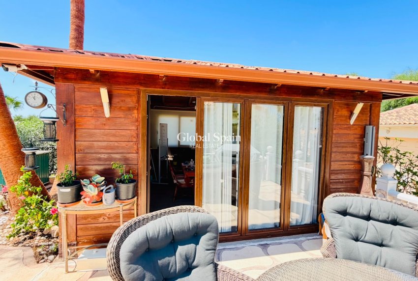 Wiederverkauf - VILLA -
DAYA VIEJA - Costa Blanca