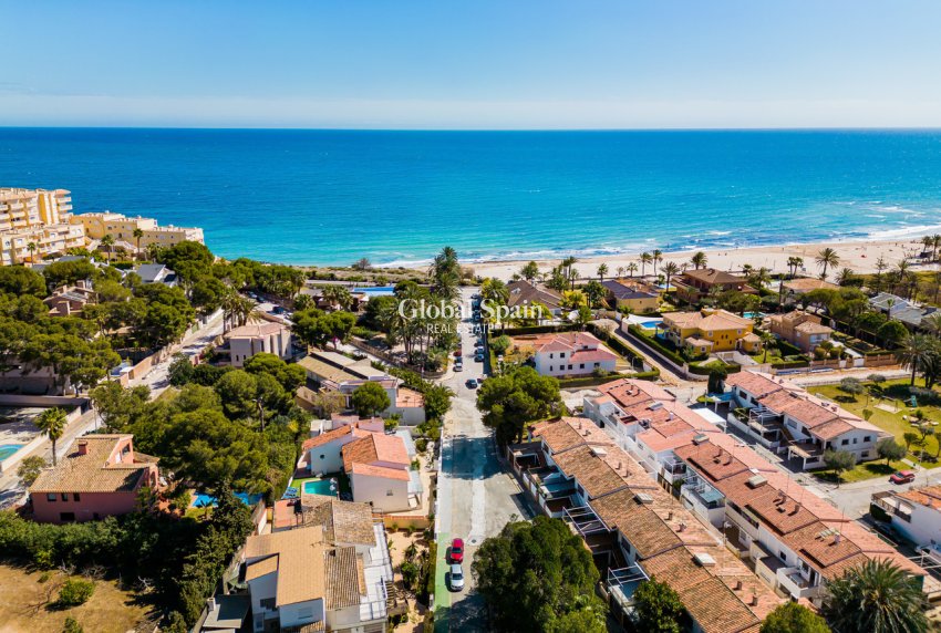 Wiederverkauf - VILLA -
DEHESA DE CAMPOAMOR - Costa Blanca