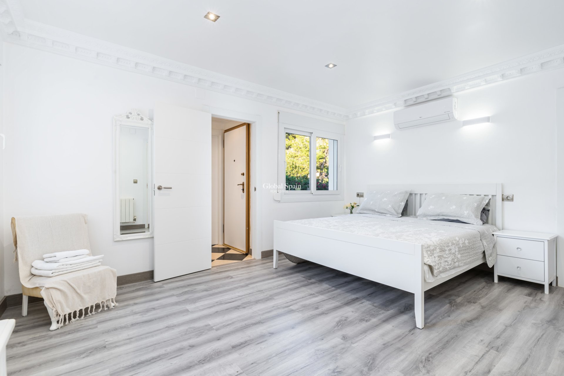 Wiederverkauf - VILLA -
DEHESA DE CAMPOAMOR - Costa Blanca