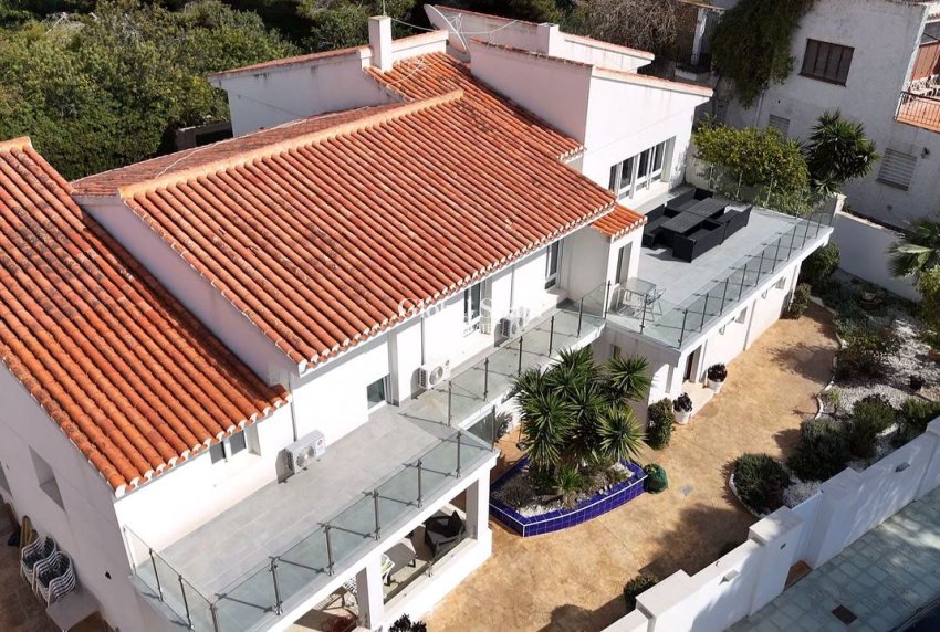 Wiederverkauf - VILLA -
DEHESA DE CAMPOAMOR - Costa Blanca