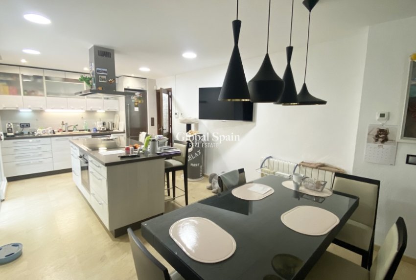 Wiederverkauf - Villa -
DEHESA DE CAMPOAMOR