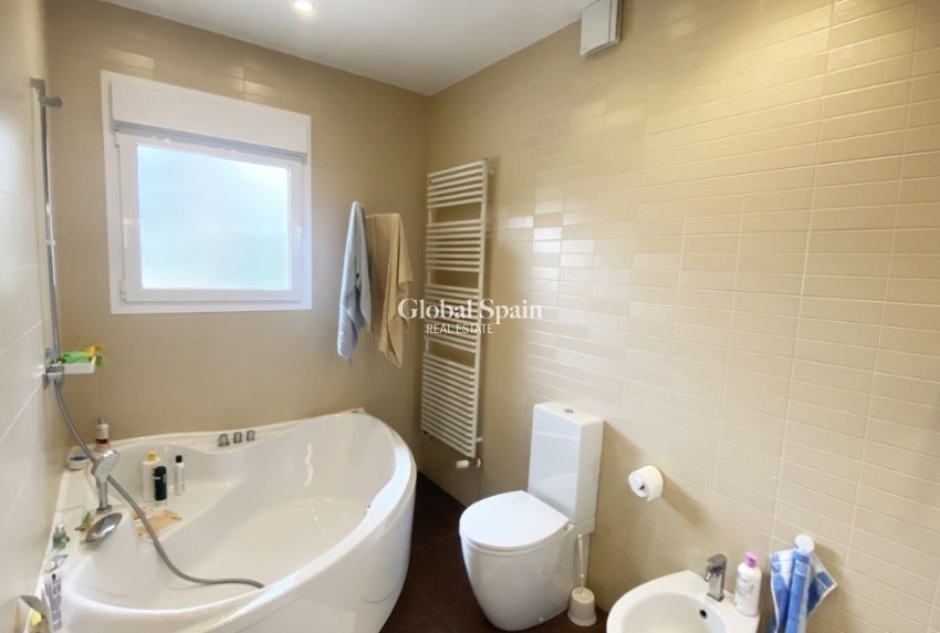 Wiederverkauf - Villa -
DEHESA DE CAMPOAMOR