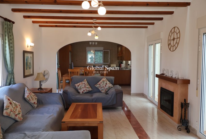 Wiederverkauf - VILLA -
DENIA - Inland