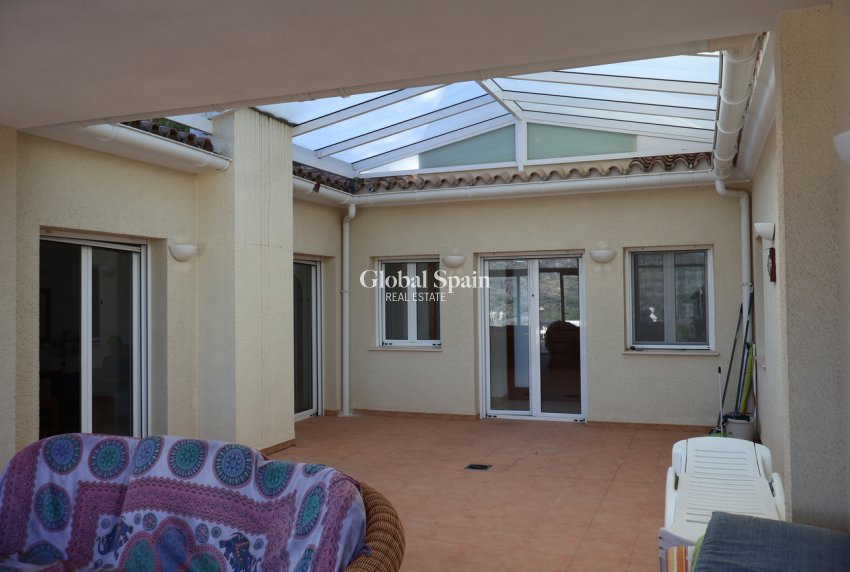 Wiederverkauf - VILLA -
DENIA - Inland