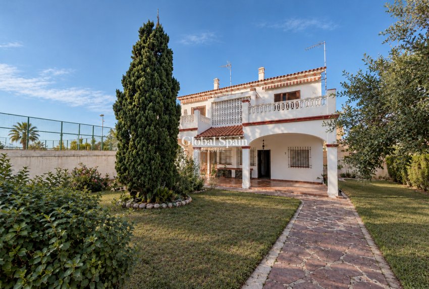 Wiederverkauf - VILLA -
DENIA - Les Marines - Las Marinas