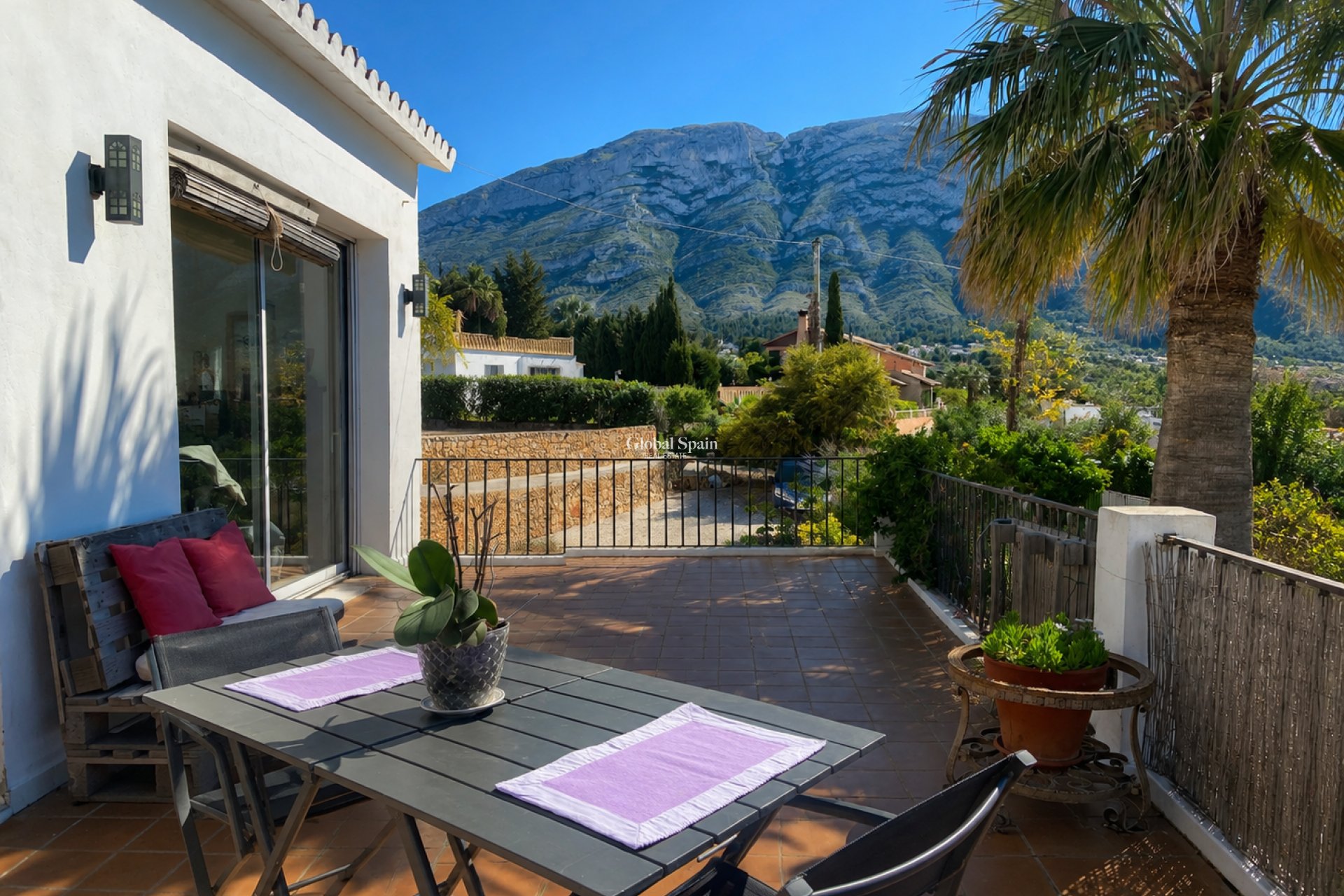 Wiederverkauf - VILLA -
DENIA - Montgó