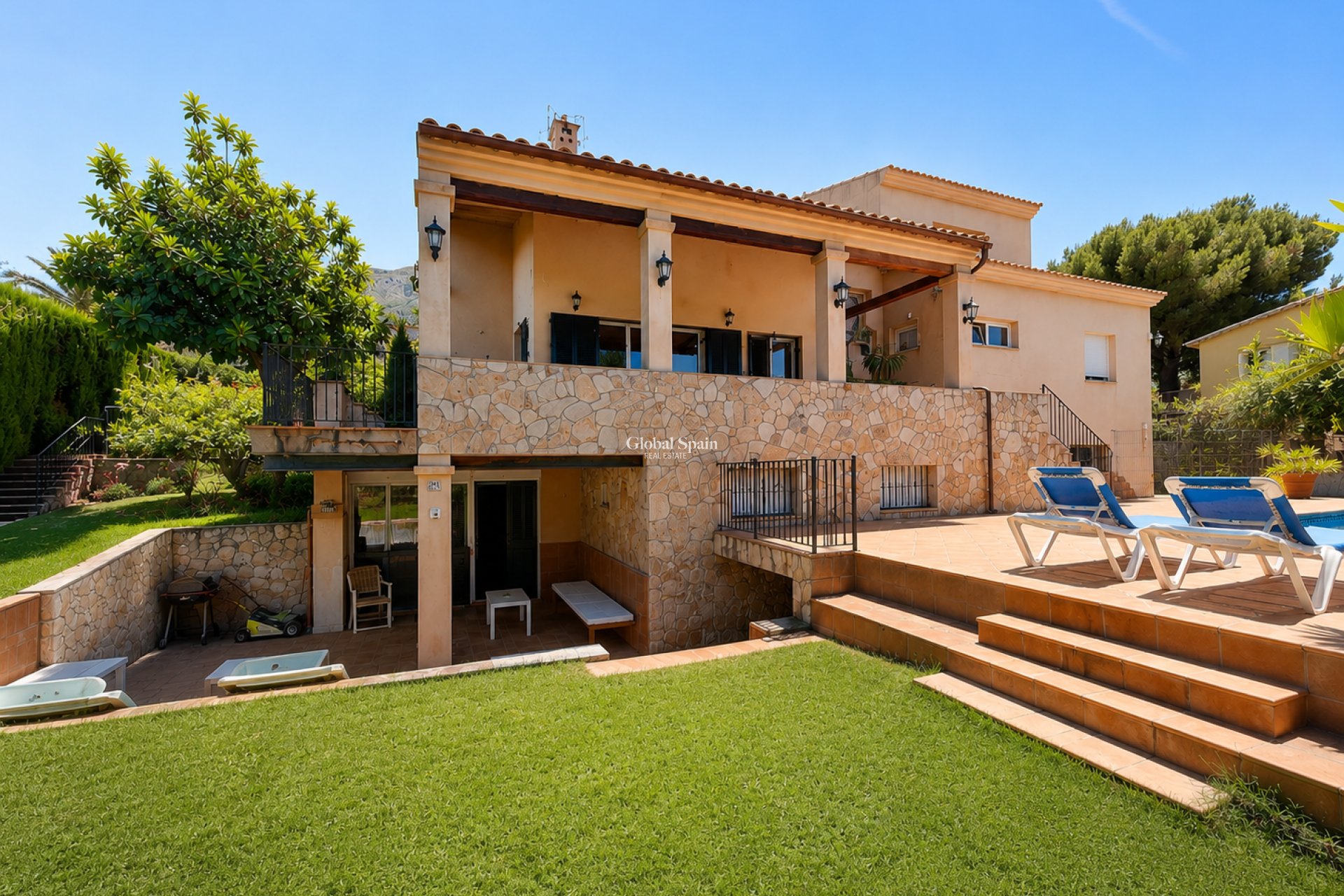 Wiederverkauf - VILLA -
DENIA - Montgó