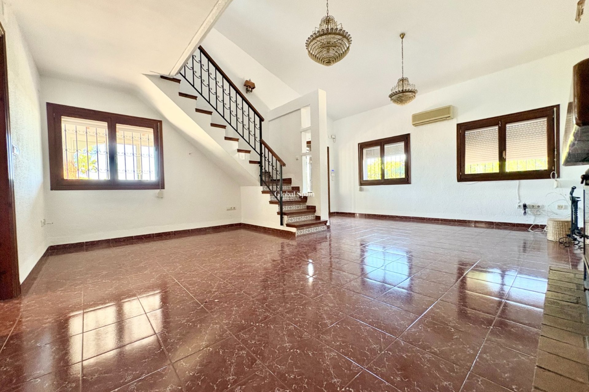 Wiederverkauf - VILLA -
DENIA - Montgó