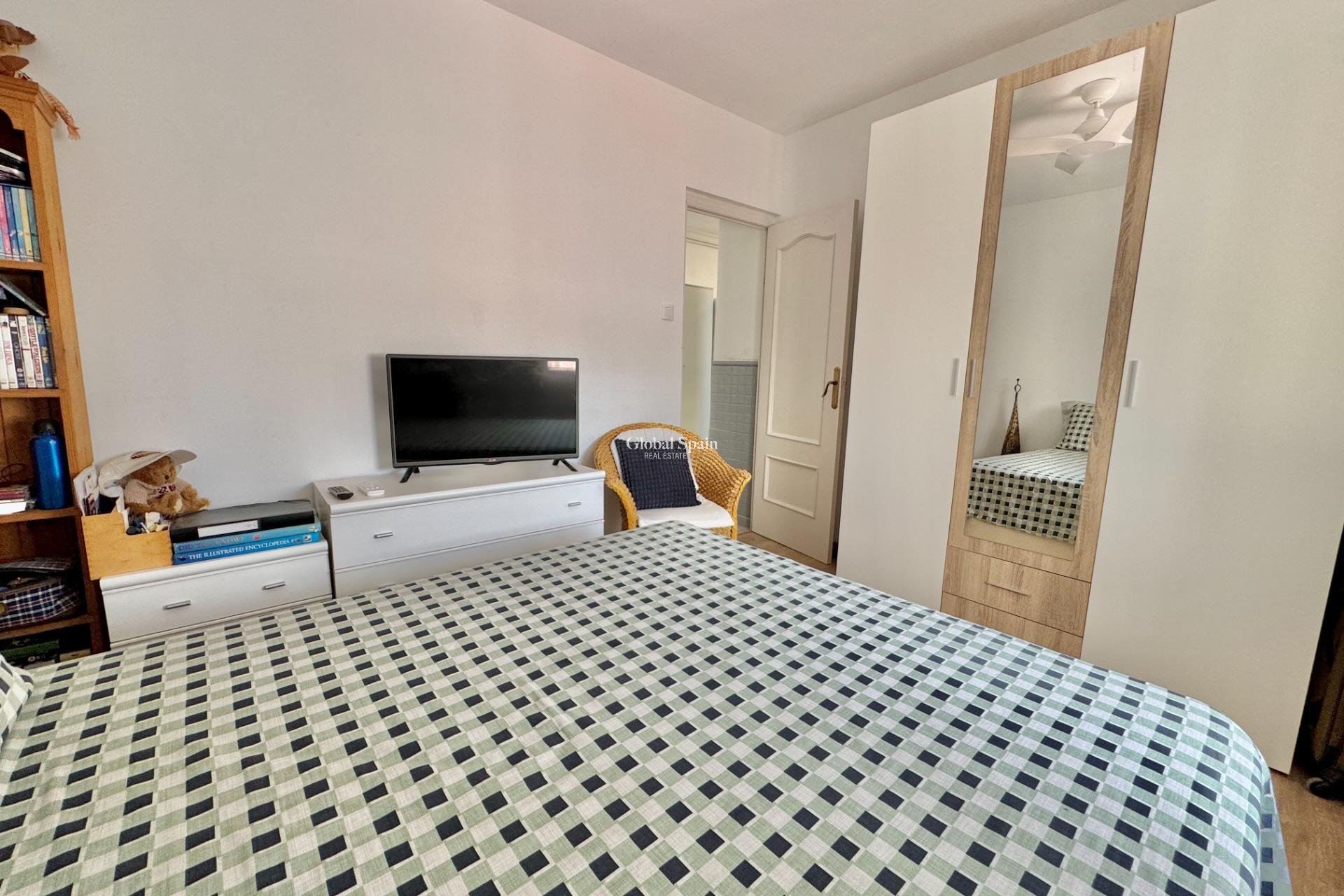 Wiederverkauf - VILLA -
DOLORES - Comunidad Valenciana