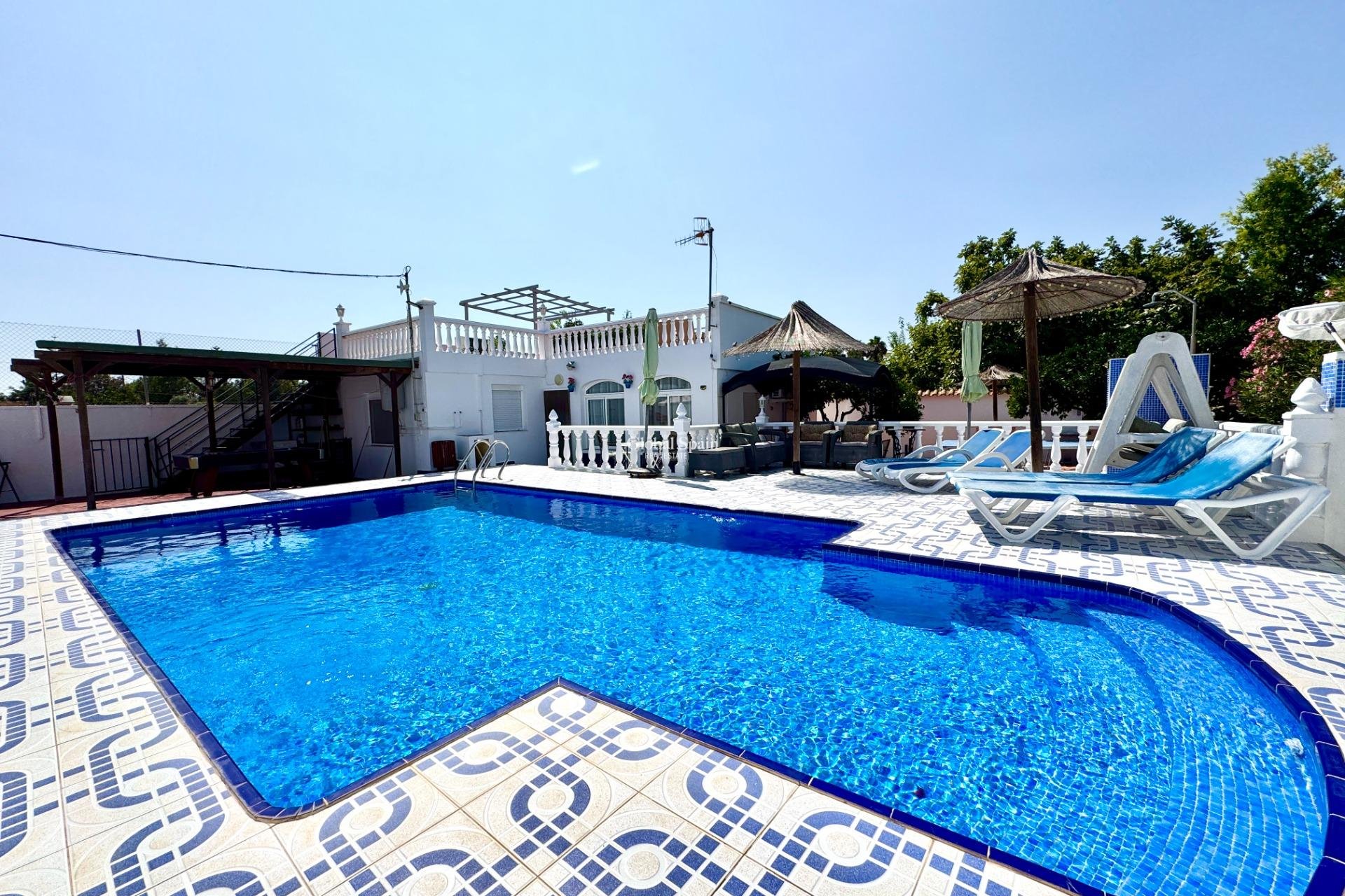 Wiederverkauf - VILLA -
DOLORES - Comunidad Valenciana