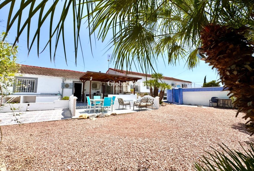 Wiederverkauf - VILLA -
DOLORES - Comunidad Valenciana